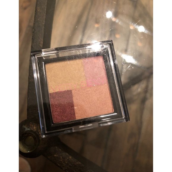 Victoria's Secret Mosaic Eye Shadow Palette EYE CANDY New - Picture 1 of 3
